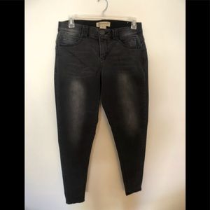 CLOSING SHOP $5.00 Democracy pencil jeans